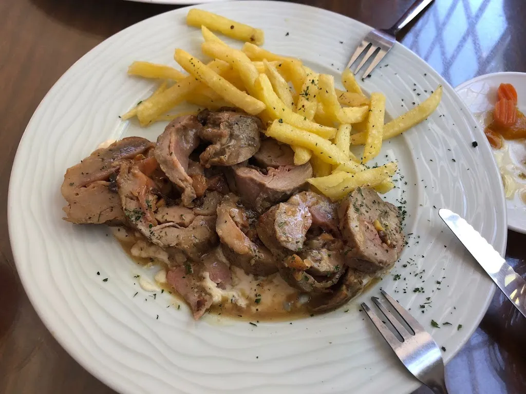 Restaurante La Zua restaurant in Puebla de Cazalla La