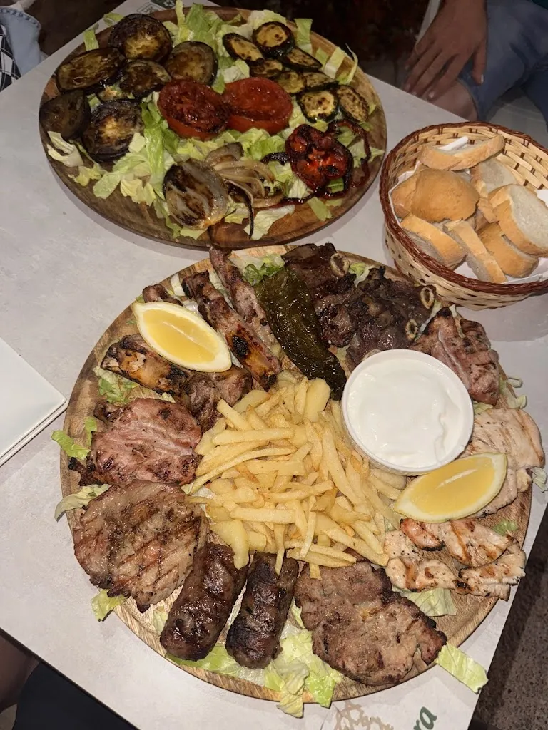 Restaurante El Mesón_Dalías_slider_image_2