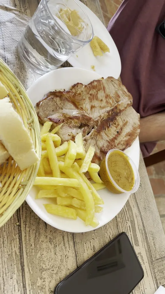 Ann_Aparthotel - Restaurante Las Palomas_Puebla de los Infantes La_review