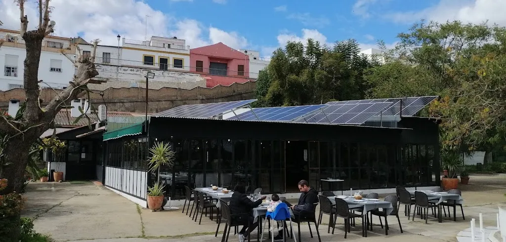 Restaurante Asador El Rezón restaurant in Puebla del Río La