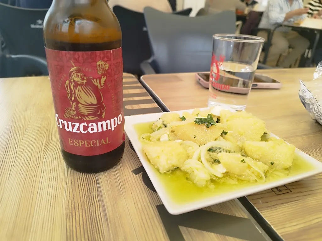 Julio César_Bar Las Lozas_Puebla del Río La_review