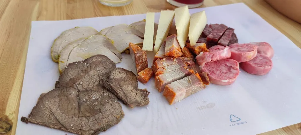 La Bodeguita Cigarrera restaurant in Puebla del Río La