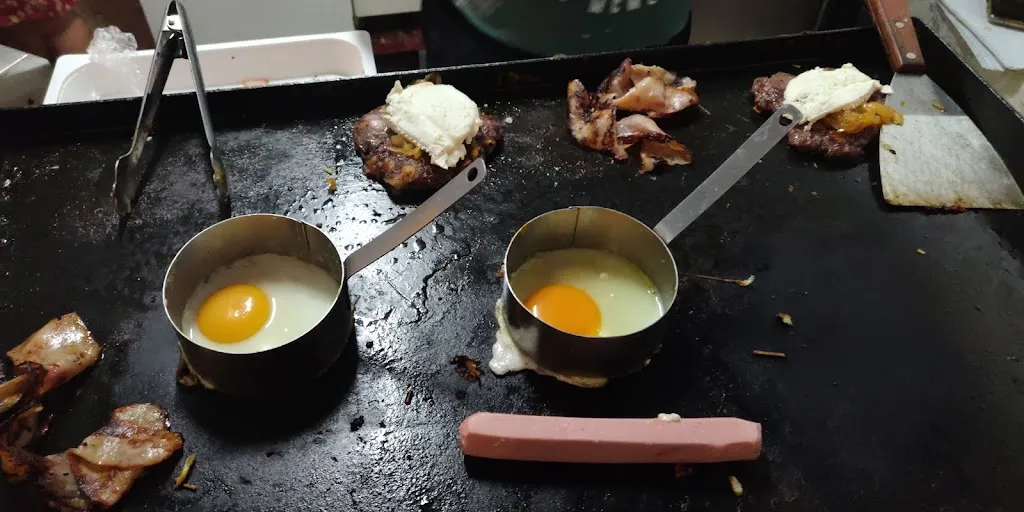 Menu_Hamburguesería El Perriburger_Puebla del Río La_image_9