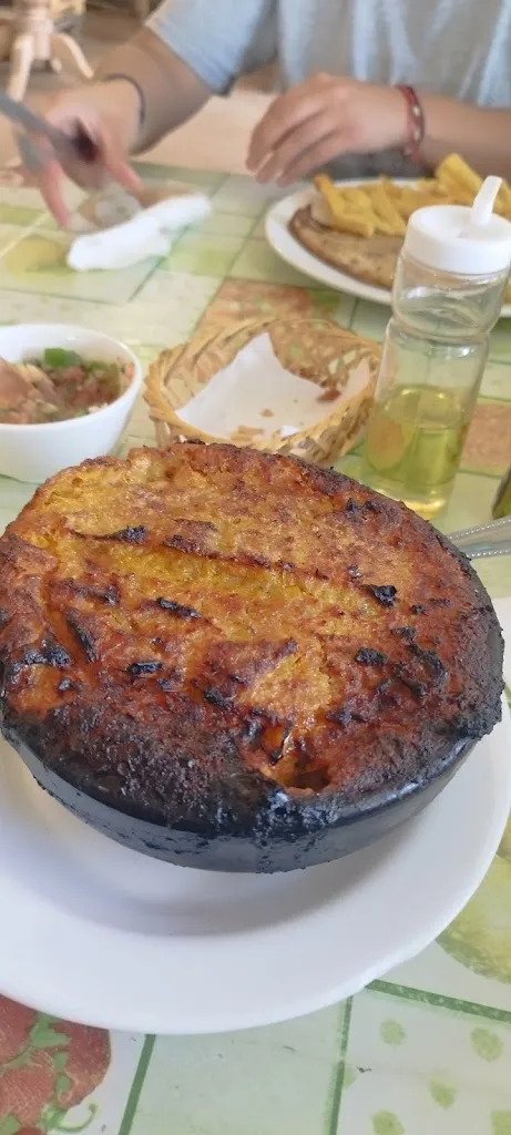 Maka Santibanez_Picada Mi Casa_Peñaflor_review