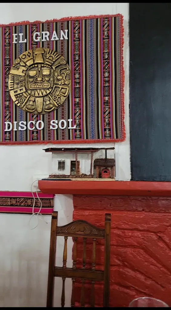 RESTAURANT PERUANO TAYTA MAMA_Peñaflor_slider_image_2