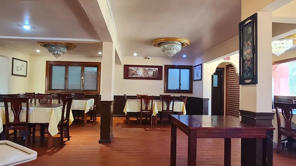 Restaurant Yi Fang_Peñaflor_slider_image_1