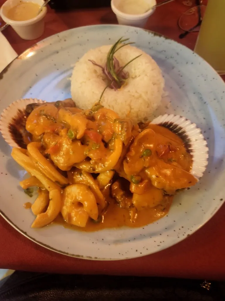 Karin Pérez_Mágico del Perú_Peñaflor_review