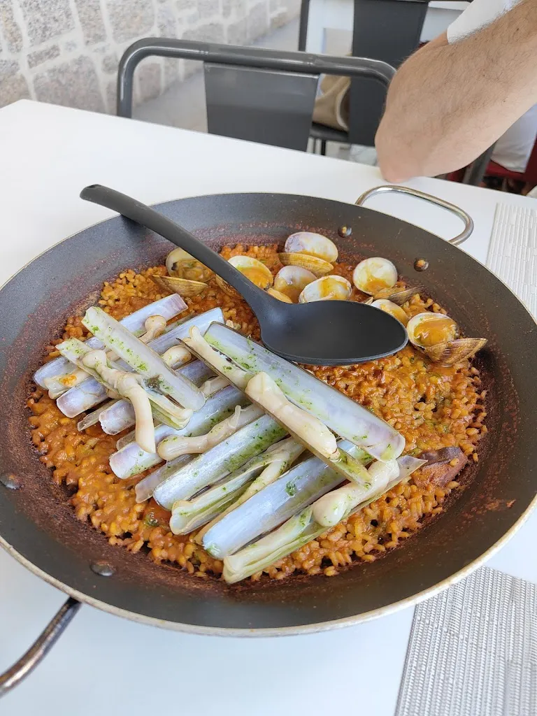 Jie Wang_restaurante codium_quenxe_Corcubión_review