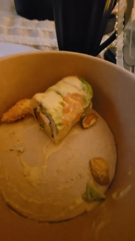 Niki Rogazy_Arakaki Sushi Restaurant_Peñaflor_review