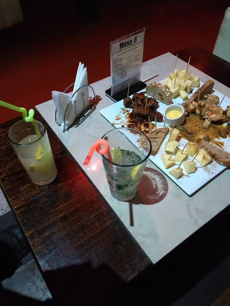 Menu_Bar Vokados_Peñaflor_image_3