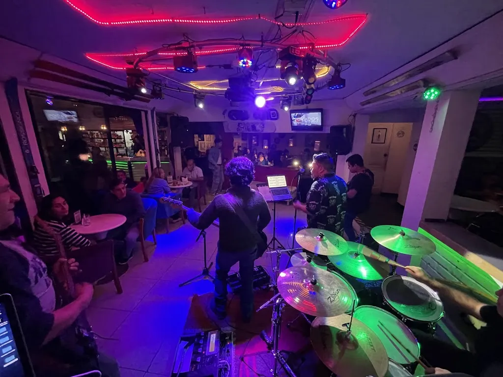 Osteria Le Rocche restaurant in Neviglie