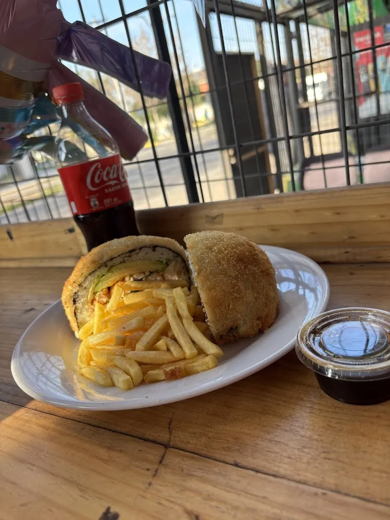 Alonso Muñoz_Kami Sushi Peñaflor 2 _Peñaflor_review