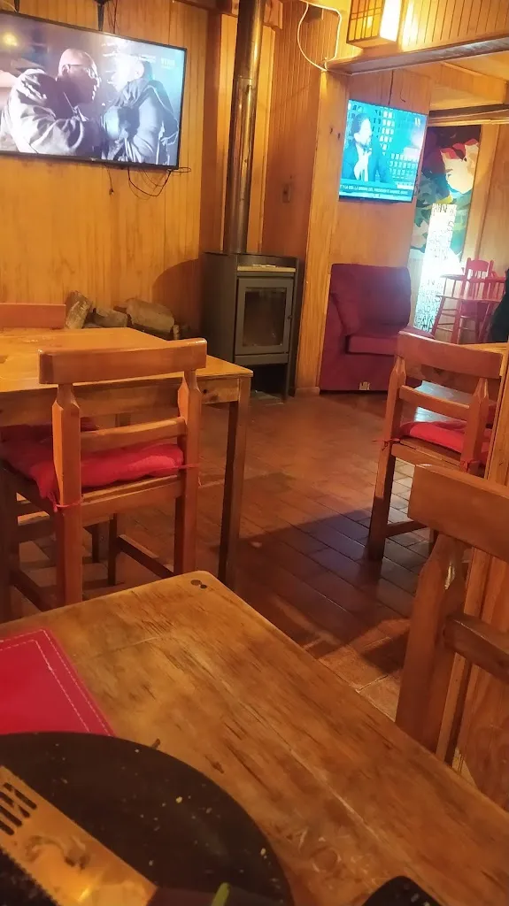 Alejandro H.A_Corleone pizzas Peñaflor_Peñaflor_review