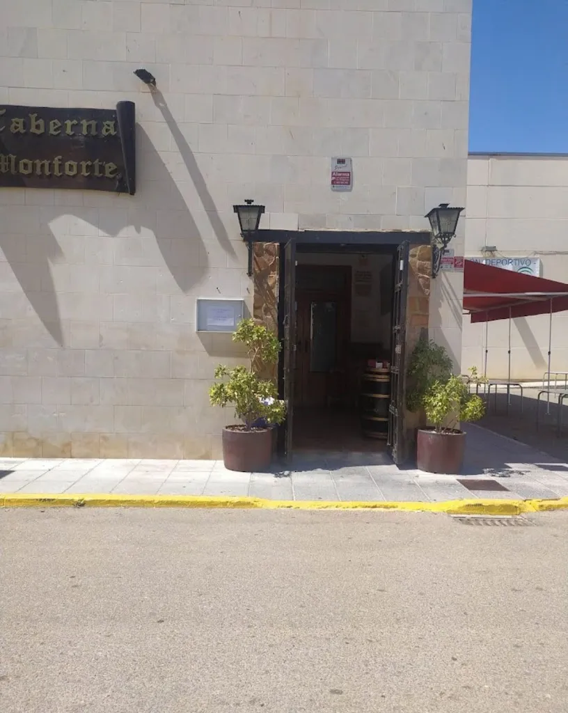 Taberna Monforte restaurant in Roda de Andalucía La