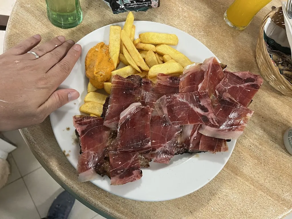 Disfrutando Viajando_Bar Los Cazadores_Roda de Andalucía La_recensione