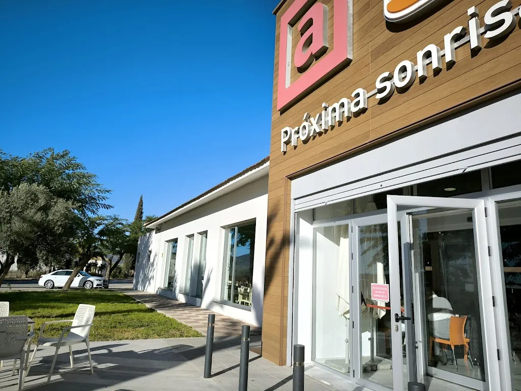 Thomas Magnum_Abades La Roda_Roda de Andalucía La_review