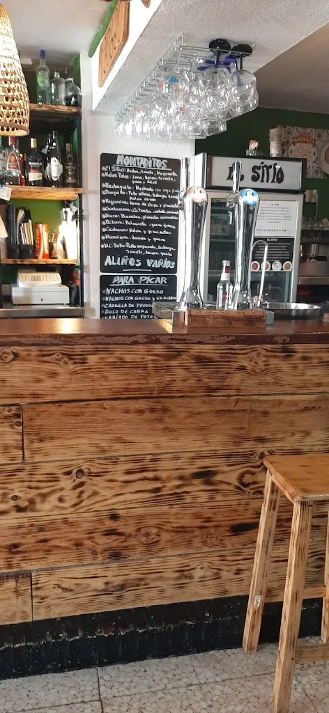 Miguel Rivas_El Sitio_Ronquillo El_review