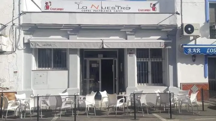 Lo Nuestro_Ronquillo El_slider_image_1