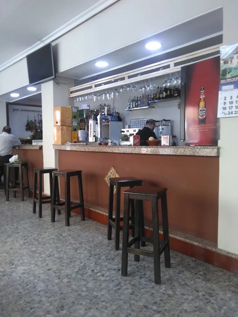 #elpuzzledetuhermanda Adolfo Jose Sanchez Leone_Bodega Lucas Gonzalez_San Juan de Aznalfarache_review