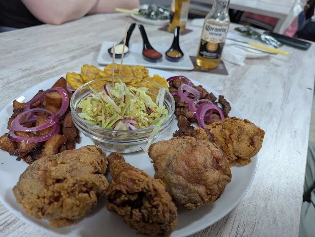 Vanessa Tremere_Break GastroBar_San Juan de Aznalfarache_review