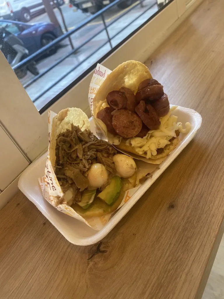 LA AREPA  restaurant in San Juan de Aznalfarache