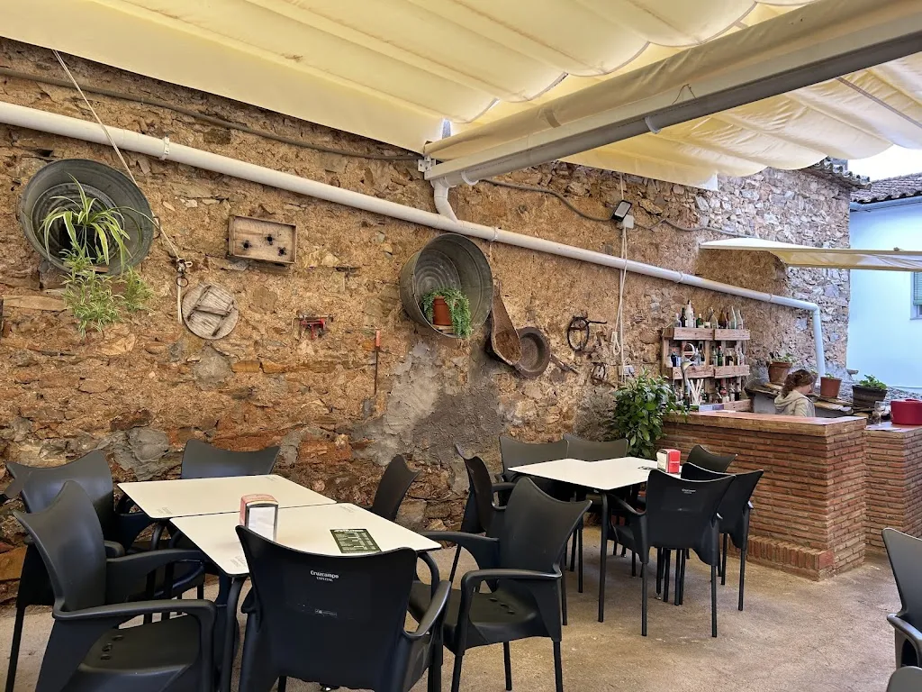 Bar Ancá Popeye restaurant in San Nicolás del Puerto