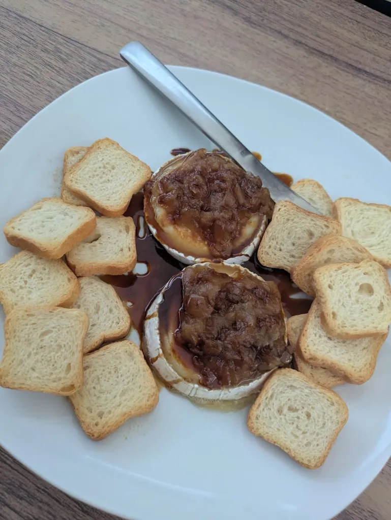 Carlos Lara_Dame Venero Bar_San Nicolás del Puerto_review