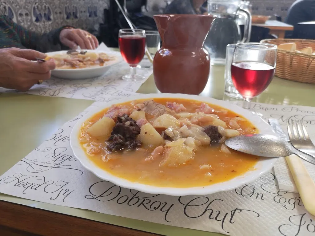 Caridad Morales Flores_Mesón Hermanos Castillo_Fiñana_review