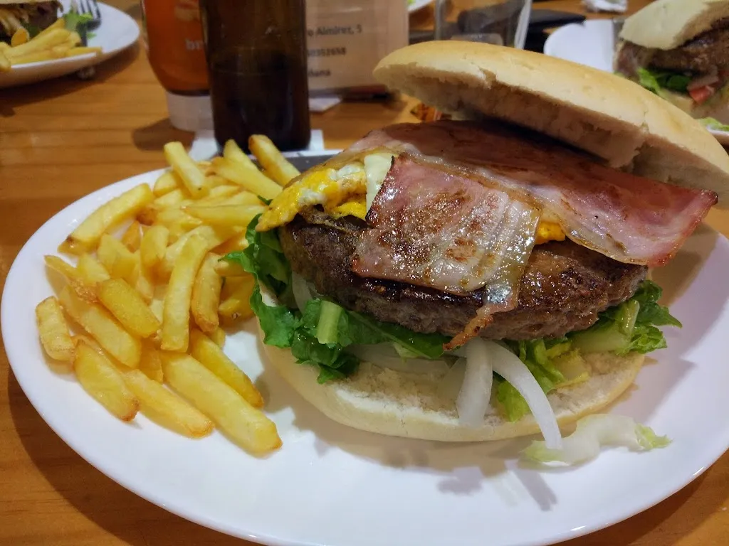 Mesón Hermanos Castillo restaurant in Fiñana