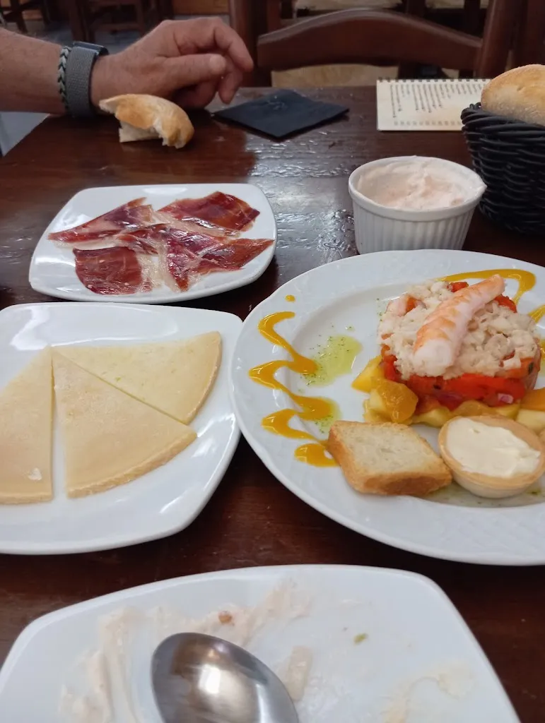 Cervecería El Lío_Saucejo El_slider_image_3