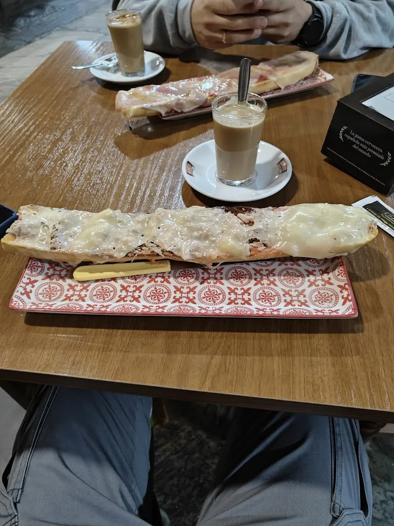 Menu_Hotel Pensión Xiquena_Fiñana_image_2