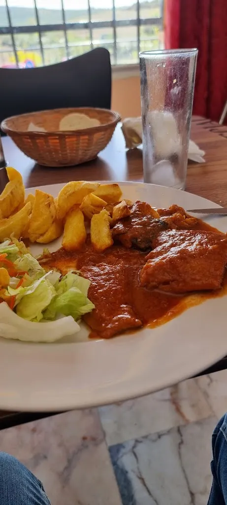 Rasmus Nordgaard_Bar Restaurante Los Sauces_Saucejo El_review