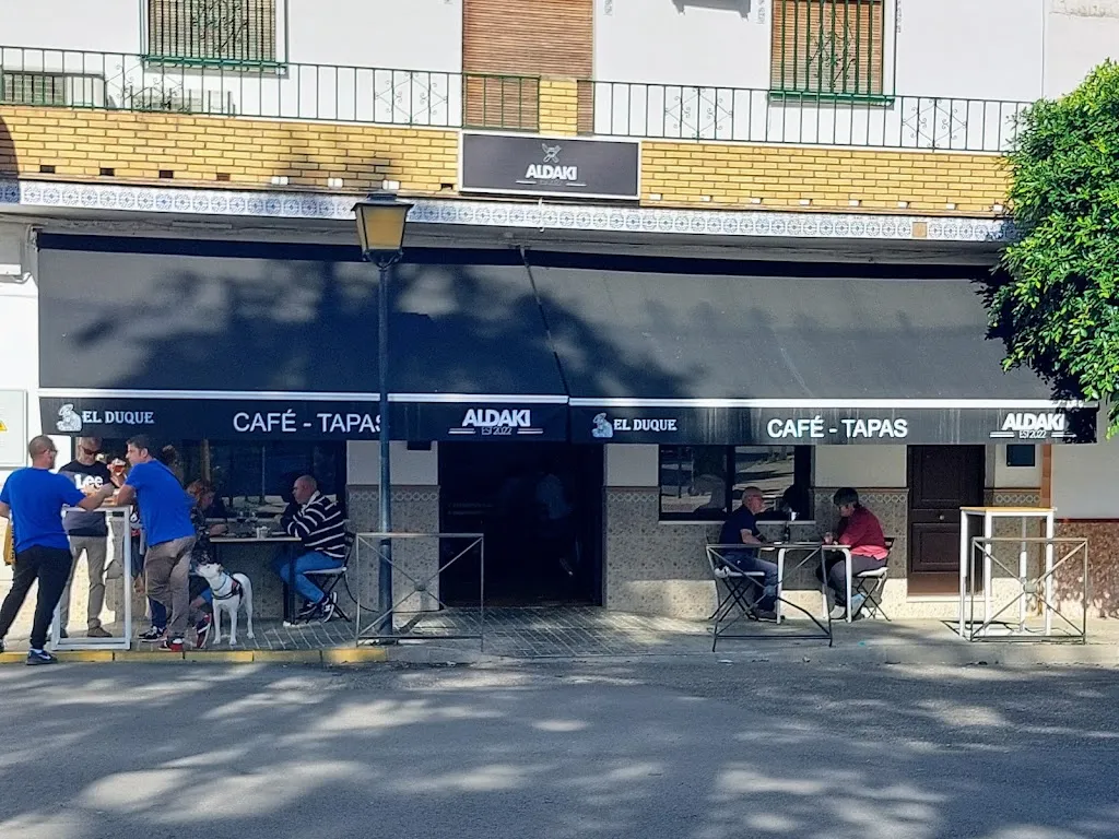 Bar Aldaki Tapas restaurant in Santiponce