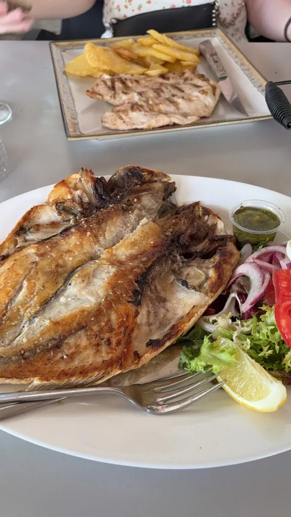 ya mon_Gran Venta Itálica Casa Venancio_Santiponce_review