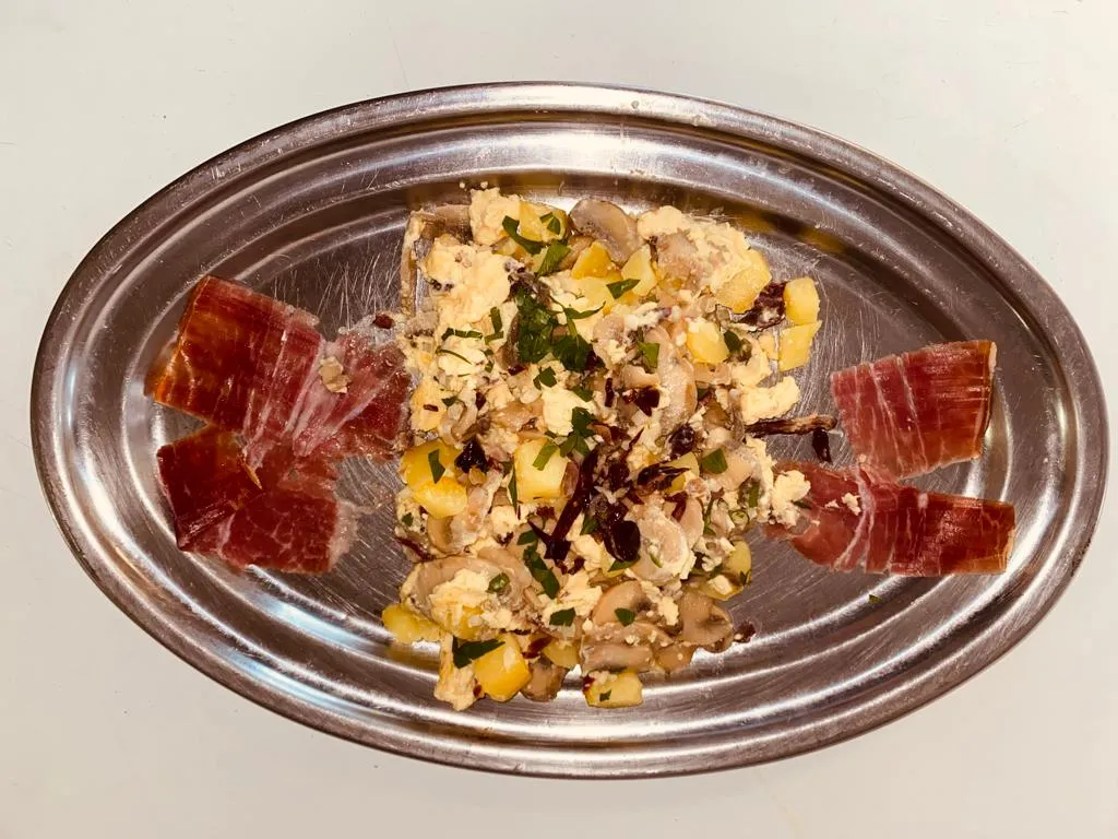 Bar El Rincón del Richa restaurant in Santiponce