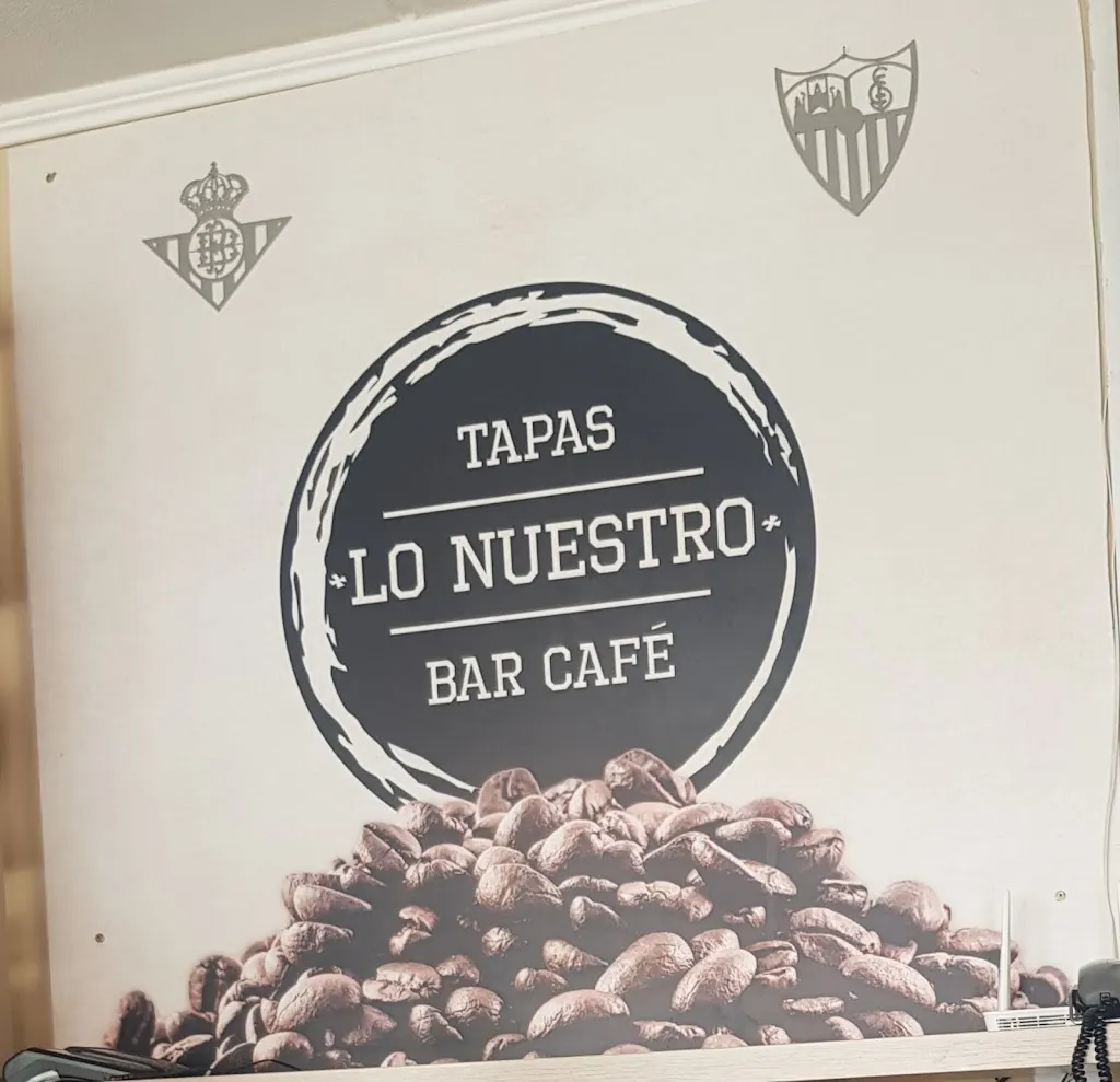 Sinceridad 100% Hipocresía 0%_Kiosco del parque ambulatorio Lo NUESTRO_Santiponce_review