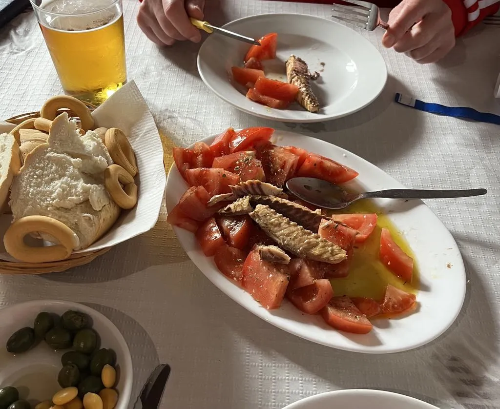 Tim Edkins_Pajartillo Bar_Santiponce_review