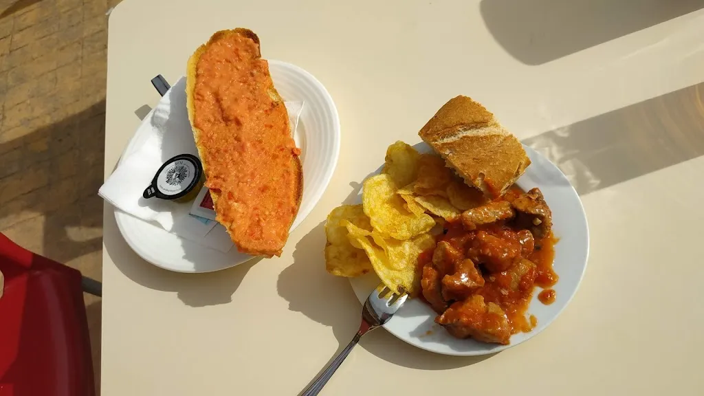 Mike B_Restaurante El Olivillo_Fondón_review