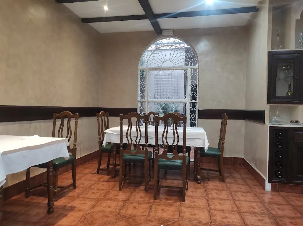 Roberto Carlos Fernandez Benitez_Restaurante Rey_Tocina_review