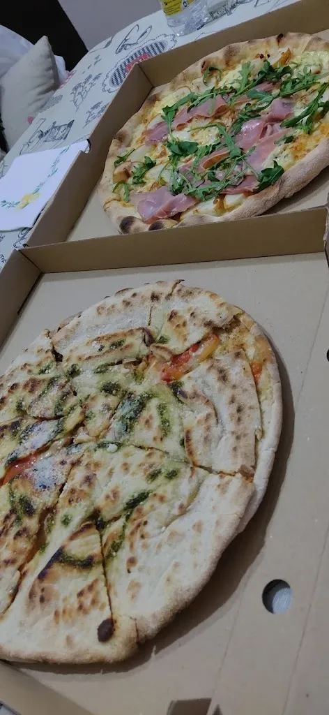 Menü_Pizzería DA NOI_Tocina_Bild_9