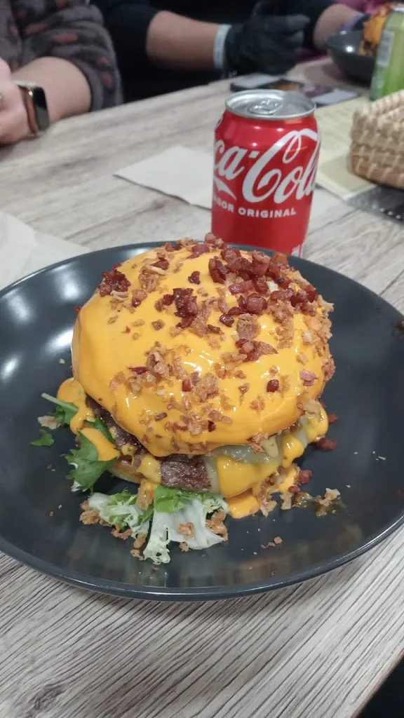 Menu_PAKAMI BURGUER_Tocina_image_4