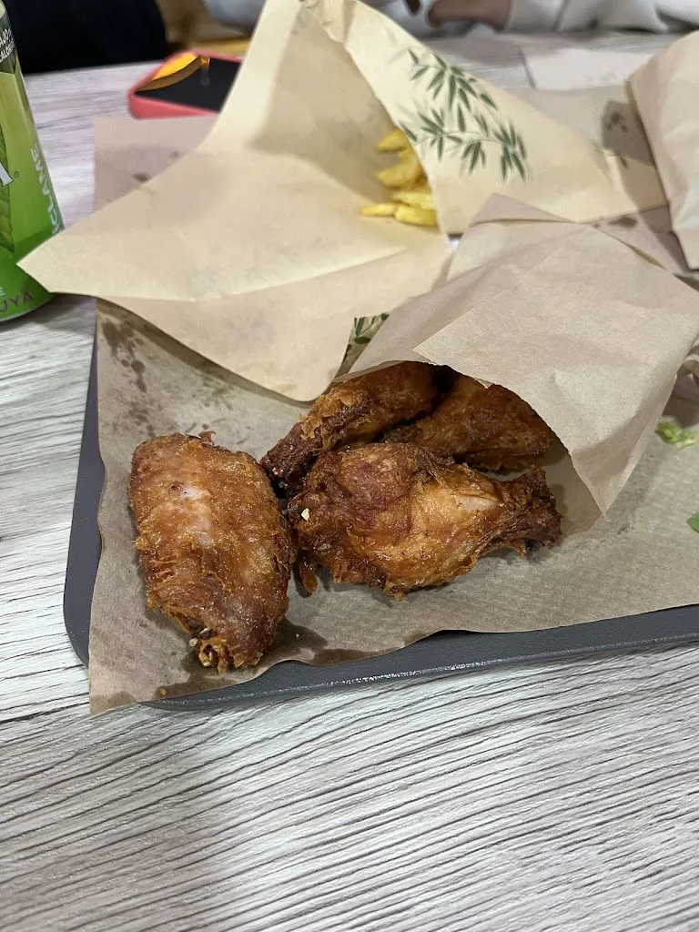 Menu_PAKAMI BURGUER_Tocina_image_7