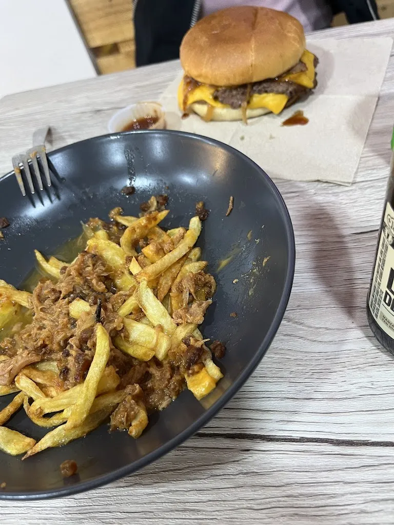 Menu_PAKAMI BURGUER_Tocina_image_9