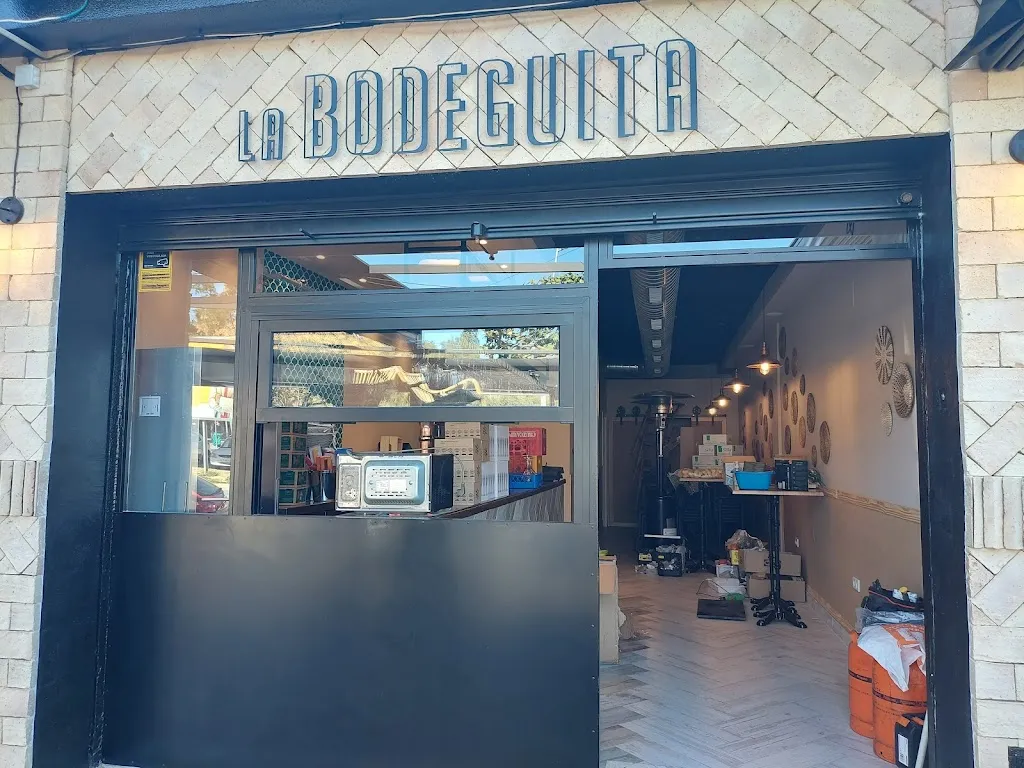 La Bodeguita Tomares restaurant in Tomares