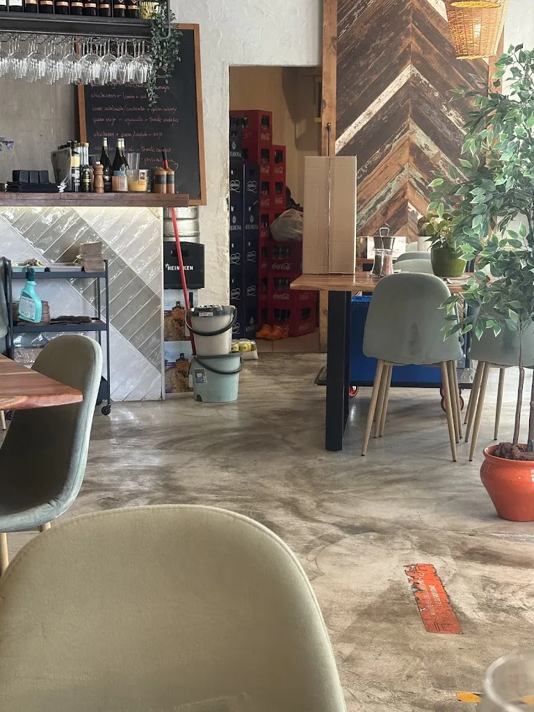 Has Nae_Restaurante Selva Negra Tapas_Tomares_review