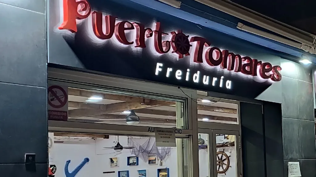Puerto Tomares restaurant in Tomares