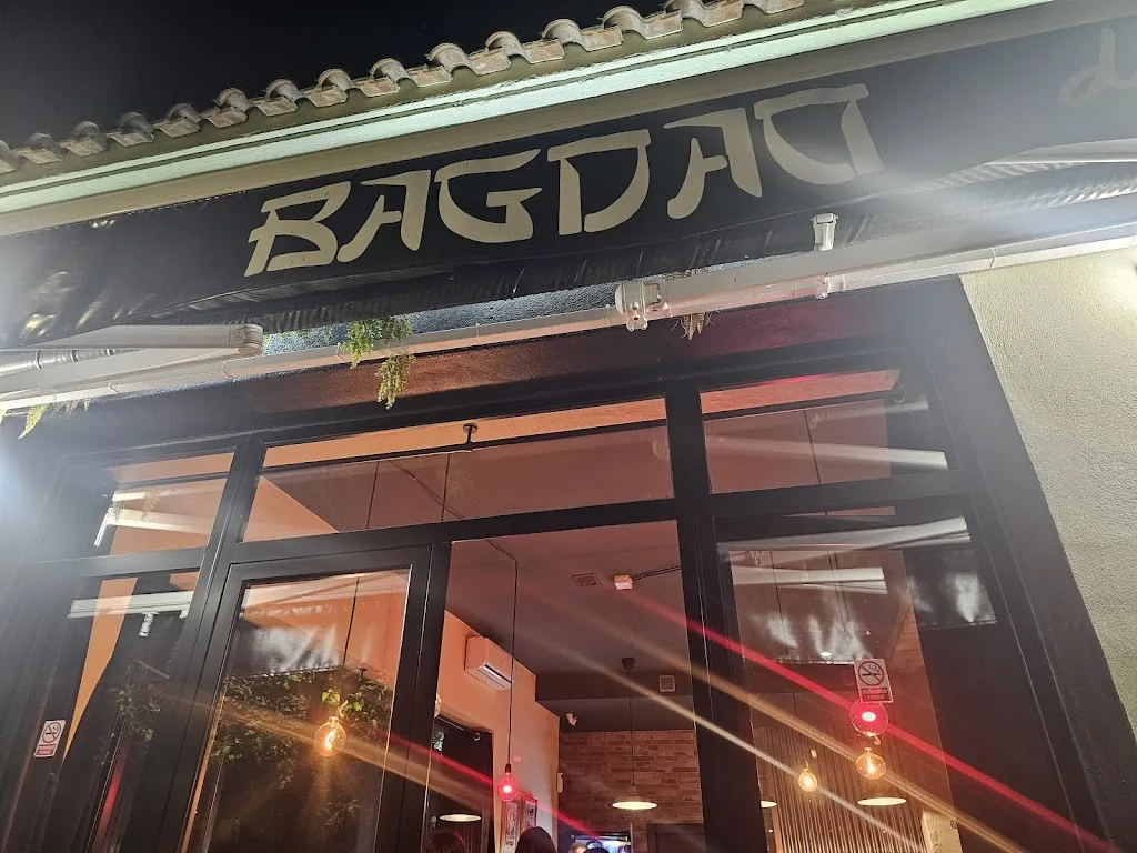 Manuel Oviedo Felices_Bagdad Drip Food_Umbrete_review