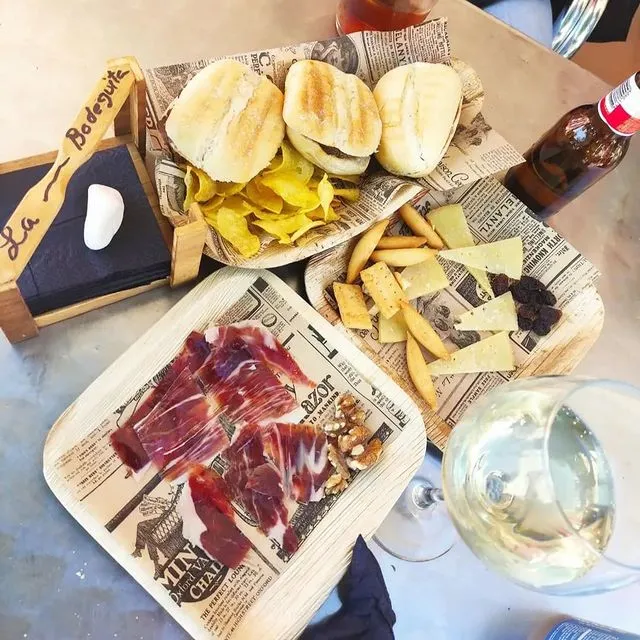 La Quedá_Umbrete_slider_image_2