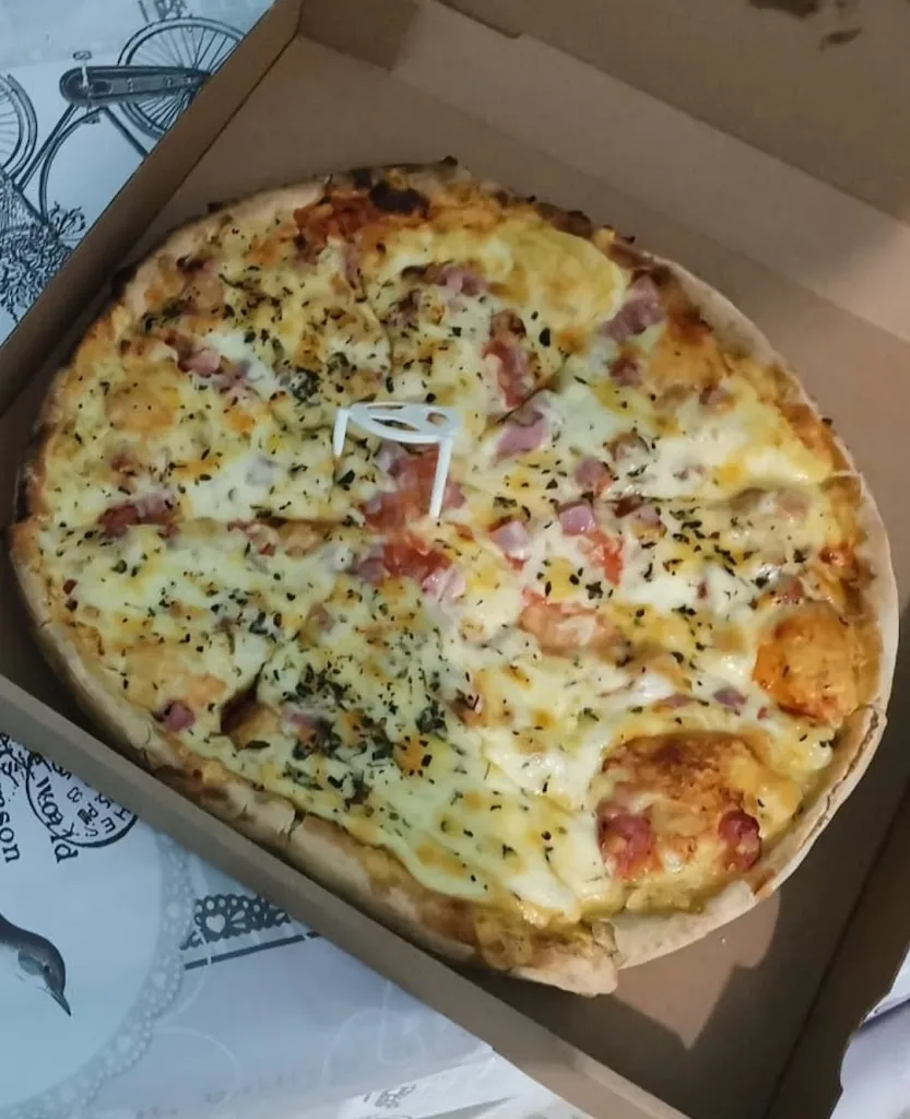 Belen Merino_Pizzeria Umbria_Umbrete_review