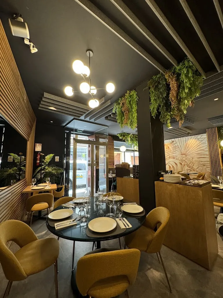 Acento - Social Eatery_Sevilla_slider_image_3